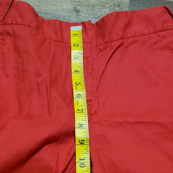 BCBGMaxAzria Red Bermuda Shorts Lightweight Casual - Picture 7 of 11